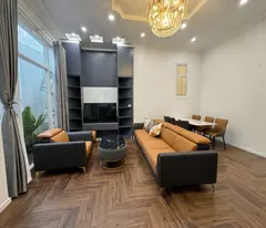 house for sale in hong tien, long bien, 69m2, 5 floors, 10.8 billion. fully furnished, corner lot