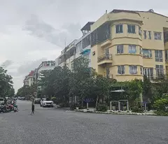 house for sale in kien hung-ha dong. cars avoid parking, business is busy. area 80m2 * 7 floors. price is about 14 billion