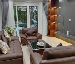 house for sale in lam du - 82m2 - 4t - 10.8 billion - car, waiting for elevator, luxury furniture
