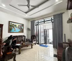 house for sale in lane 52, hiep binh chanh, thu duc. 60m2, 3 floors, 3 bedrooms, living room. price 6.85 billion. contact: