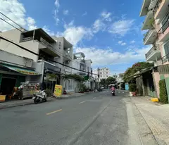 house for sale in le lieu, tan phu, 4x13m, 4.5 billion (86 million/m2), 3 bedrooms, 3 bathrooms, shr