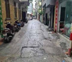 house for sale in me tri ward, south tu liem district, 30m 5 floors, car lane, about 3 billion