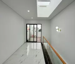 house for sale in mieu nha - tay mo - 40m2 - frontage 3.2m, rear hatch - shallow lane - 6.8 billion