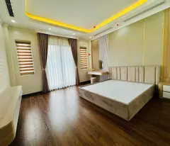 house for sale in ngo gia tu long bien area 63m2 car truck parking elevator door full interior additional 18 billion