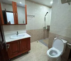 house for sale in ngoc thuy, long bien, 5 floors, beautiful new full furniture, ready to move in immediately. price 6 billion