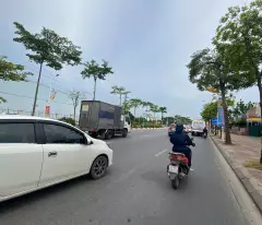 house for sale in ngoc tri street, long bien - both living and business