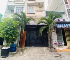 house for sale in nguyen chi thanh truck alley, district 11, pine - 5 floors, reinforced concrete, a4 book - 1 owner.