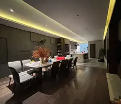 house for sale in nguyen van cu long bien, elevator, parking oto, thong alley, 44m