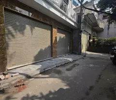 house for sale in nguyen van linh center - long bien