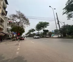 house for sale in north tu liem - corner lot 2 thong - elevator - nhh 7 billion.