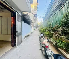 house for sale in phan dinh giot, alley near the street, 3.5m in front of the house