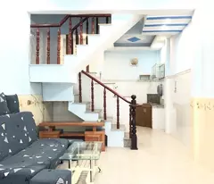 house for sale in phan huy ich hxt, 3 floors, 48m2 near emart phan huy ich, car parked in front of the door, about 3 billion