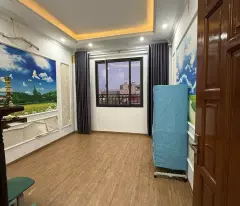 house for sale in phuong canh, car close by, full furniture free to move in immediately, quick selling price 5.65 billion.