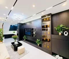 house for sale in quynh alley, 5 floors, sparkling car, 50m away from two ladies