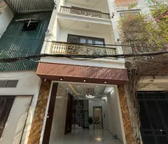 house for sale in tan mai, nguyen chinh, 5 floors, elevator, alley, car bypass, 40m2, price 10.9 billion