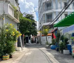 house for sale in tan phu, au co, 4 floors, car always, 82m2, over 8 billion