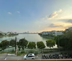 house for sale in tay ho district - excellent restaurant business - full west lake view - area 70m -