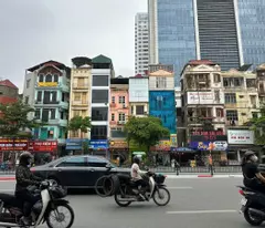 house for sale in tay son, dong da - car avoidance - office building 110m -30m to the street