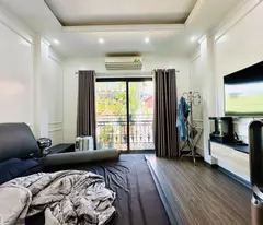 house for sale in tet nguyen son, ngoc lam, long bien. elevator, full furniture. 50m2*6t, 9.75 billion
