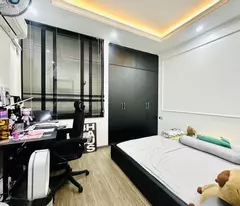 house for sale in tet nguyen son, ngoc lam, long bien. elevator, full furniture. 50m2*6t, 9.75