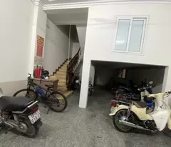 house for sale in thinh quang. dong da district, thong lane near cars