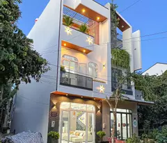 house for sale in thu dau mot 150m2. just bring your suitcase and you'll be right there