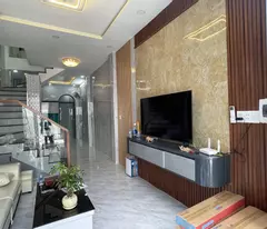 house for sale in thu duc, 60m2, a4 square, ntcc, pine truck alley, shr, ready for cc, only 4 billion.