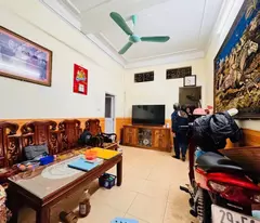 house for sale in thuy khue, tay ho, three floors, 43m2, 3 floors, only 8 billion