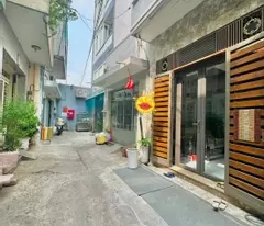 house for sale in trinh dinh thao, giap district 11, price dropped deeply to 4.7 billion