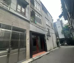 house for sale in van tri, dong anh, 98m 3t, car-friendly alley, avoiding busy business, price only 6.xx billion.