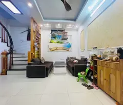 house for sale in vu tong phan - 33m x 5 floors - car parking 15m away - 2 open sides, suitable for combining business