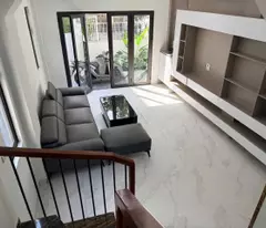house for sale in vu xuan thieu - long bien, car parking at gate, 6 floors of elevator, full furniture