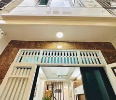 house for sale in xuan la, near west lake 36m² × 5 floors, corner lot, wide farm lane, good interior, price 8 billion