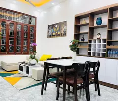 house for sale in xuan thuy cau giay, fully furnished, 42m, price 5.25 billion, live in