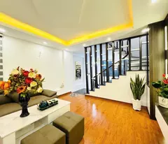 house for sale in yen duyen 50m², 5 floors, 3 bedrooms, car parking, near lake, 5.6 billion