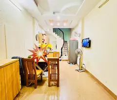 house for sale in yen hoa, cau giay, 2 open alley, 30m2, 5 floors, only 8.9 billion