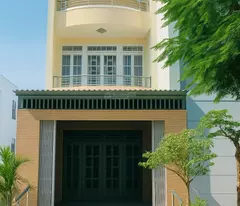 house for sale kdc front 10m street, 3 floors 5*21m, 108.6m2 about 7 billion, ventified, phu ward, binh chanh