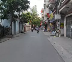 house for sale, lane 29 khuong ha, self-built, leaving wooden furniture, 35m, 5 tons, 4 billion. (true information)