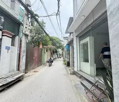 house for sale, lane 405 ngoc thuy, 32m x 3t, car, business only slightly 5 billion. contact 0936123469