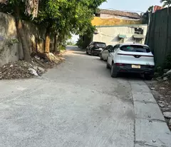 house for sale, lane 465 ngoc thuy, 40m x 3t, car to avoid, car to enter the house for only 6 billion. contact 0936123469