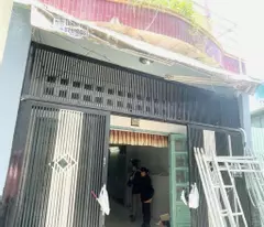 house for sale ly at nguyen van cong- ward 3 - go vap. price less than 100 million/m2.