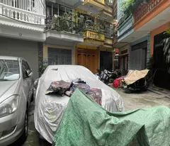 house for sale near ha pagoda - car parking - 3 open sides - extremely close to the street - extremely rare price