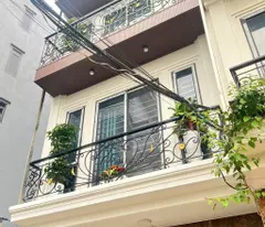 house for sale: ngoc hoi, 40m2, 5 floors, parking lot, corner lot, nice location. 0.5km from nuoc ngam station. more than 7 billion