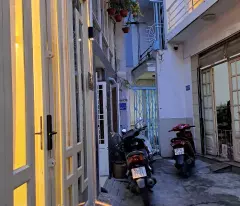 house for sale of nun huynh lien tan binh, very beautiful - 3 floors, 3 bedrooms, 3 bathrooms - 5.7 billion
