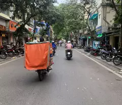 house for sale on 2 sides of ba dinh street, 84m, 5.5m frontage, 2 street sides, 2 sidewalks, full residential area