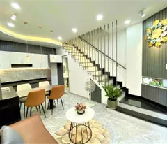 house for sale on 3/2 street, district 10.4x11.3m2, 3 floors, only 5.7 billion.