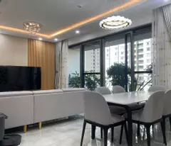 house for sale on cach mang thang 8 street, car alley, price 6.6 billion