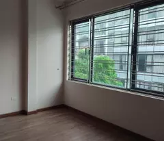 house for sale on cau giay lane for 23.2 billion 80m2 4 floor avoid car business