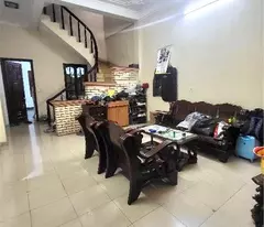 house for sale on cau giay street, area 92m x 5t, busy business, sidewalks avoid cars, 58.8 billion