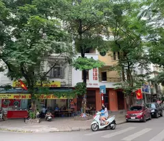 house for sale on cau giay street front 82m - huge acreage of 6.5m - sidewalk for cars for only 37 billion